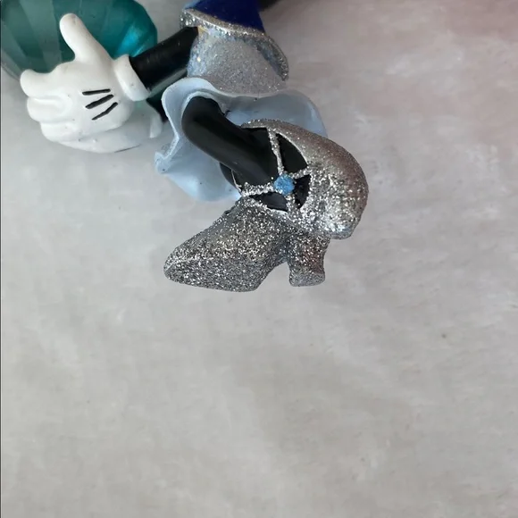 Disneyland Parks 60th celebration Minnie Mouse ornament - Picture 3 of 4